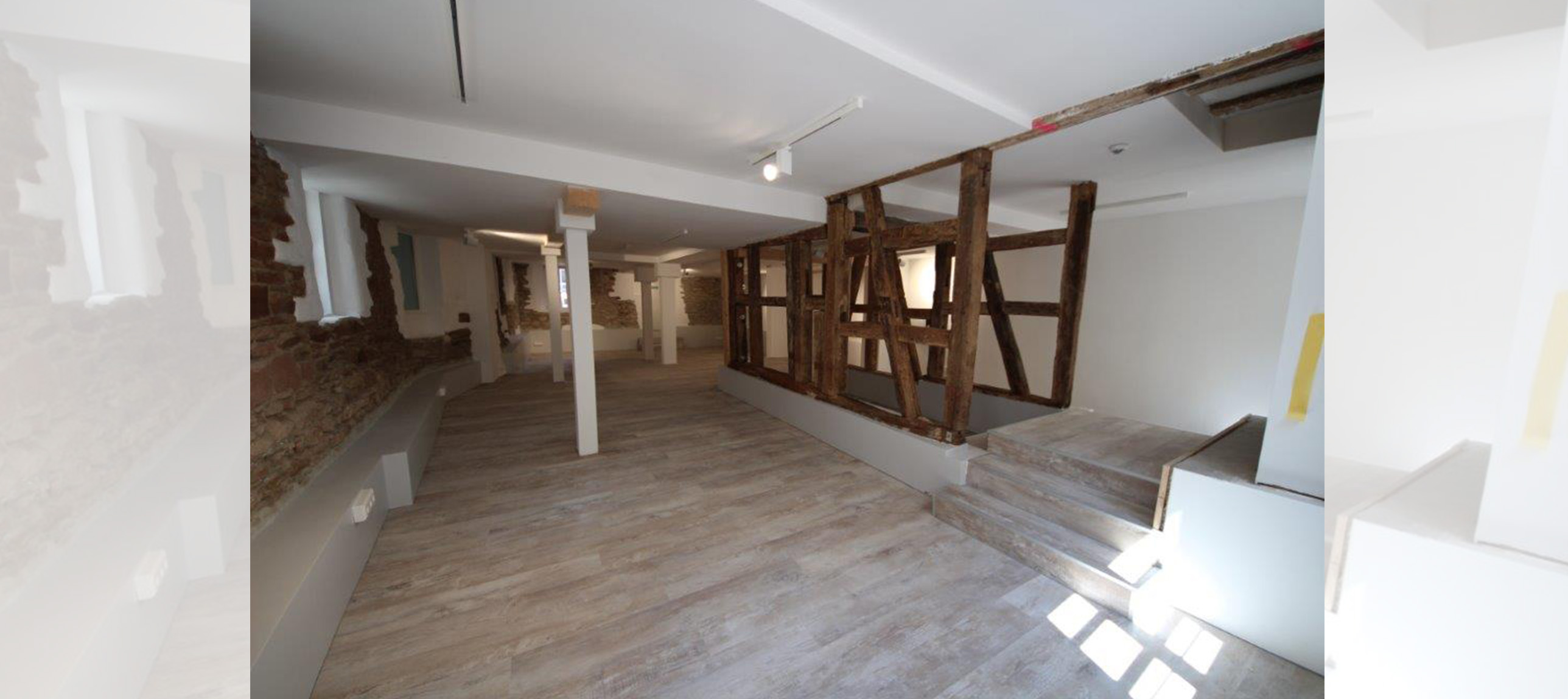 HS-15 EG-Schmal-1.jpg